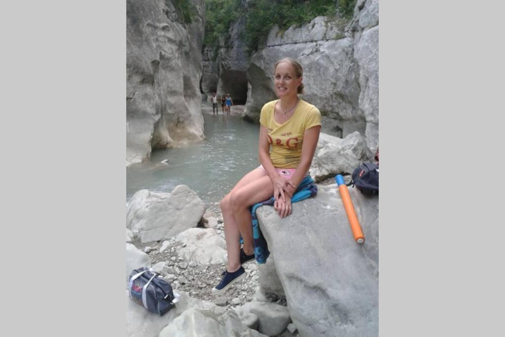 Chambre D Hotes Dans Le Vaucluse Mazan Luaran gambar